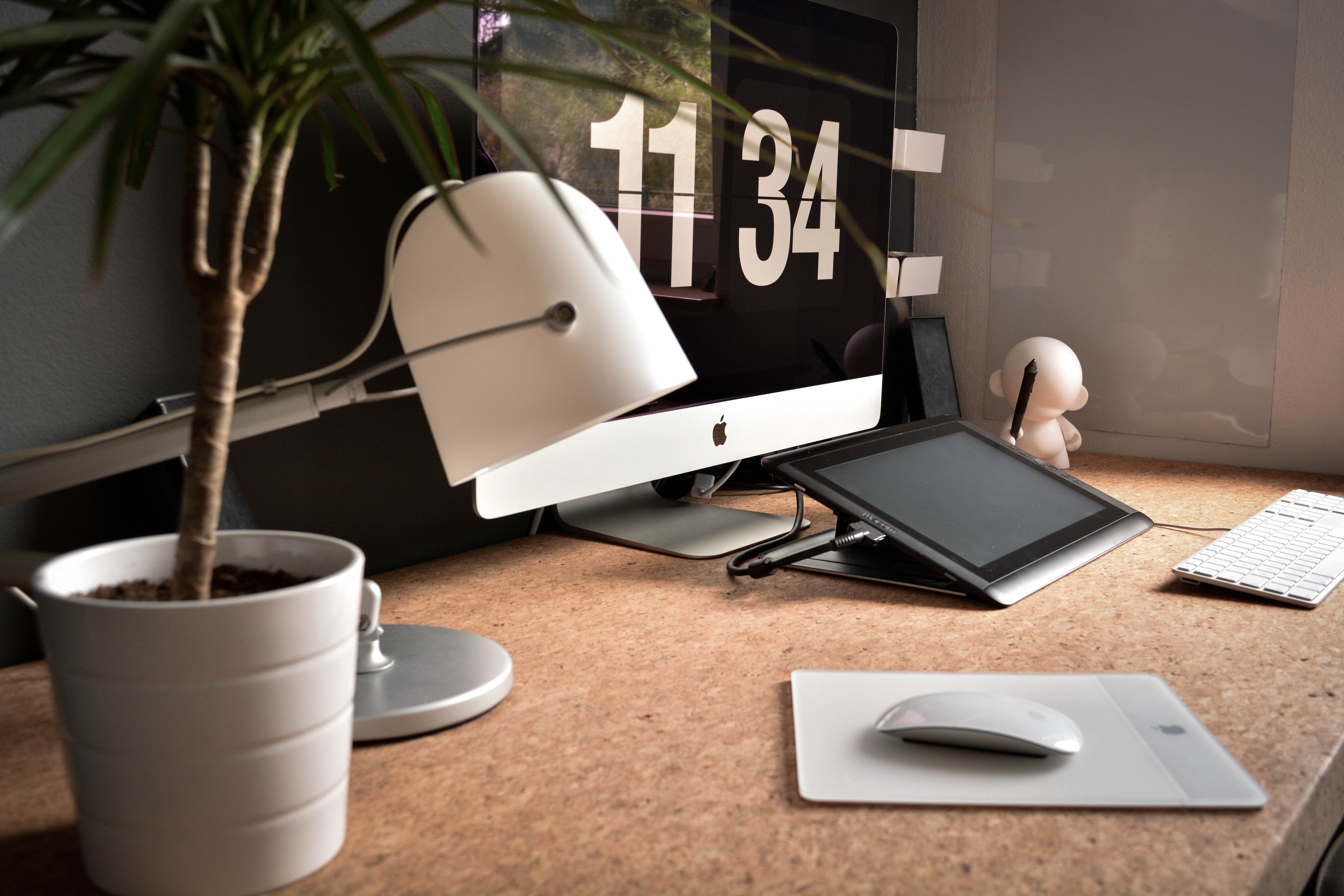 macbook time investing in workplace wellbeing benefits of investing in workplace wellness business