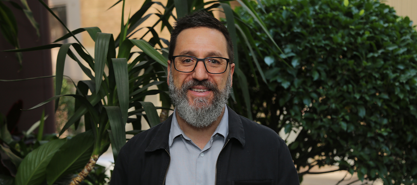 Dr Tim Sharp