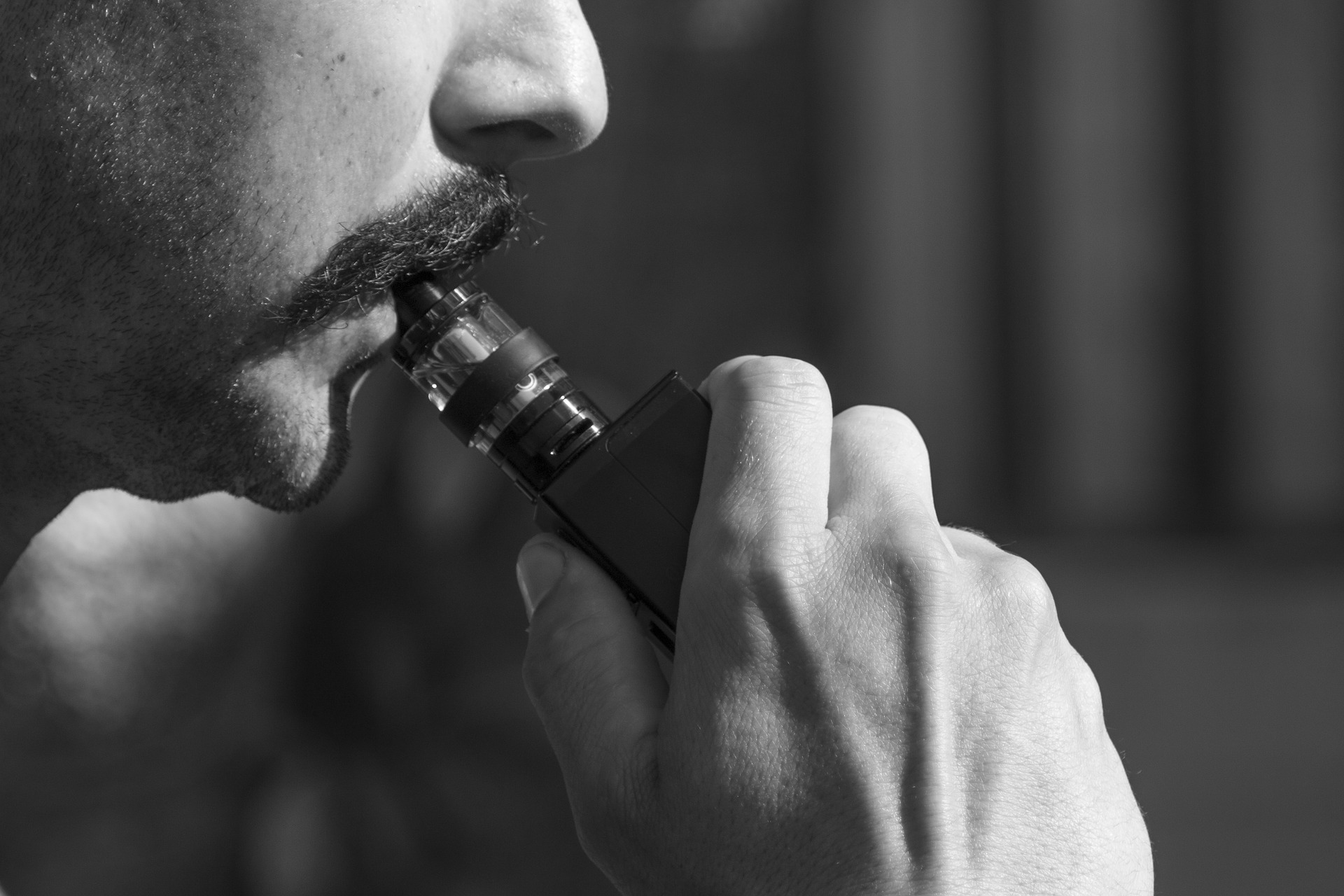 man vaping heat not burn cigarettes why vaping could be more dangerous than you think